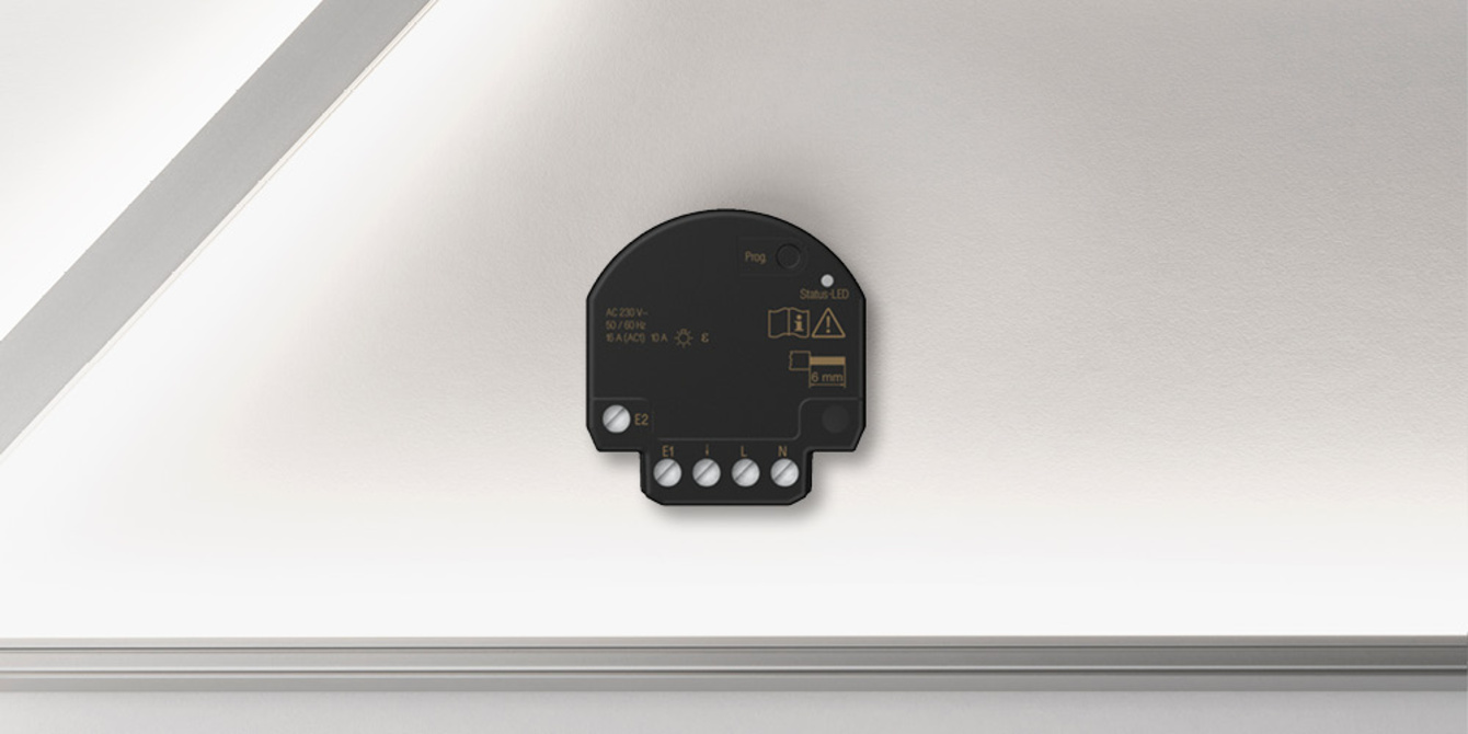 JUNG HOME Jalousieaktor Mini bei Elektro Bernecker GmbH in Schwabach