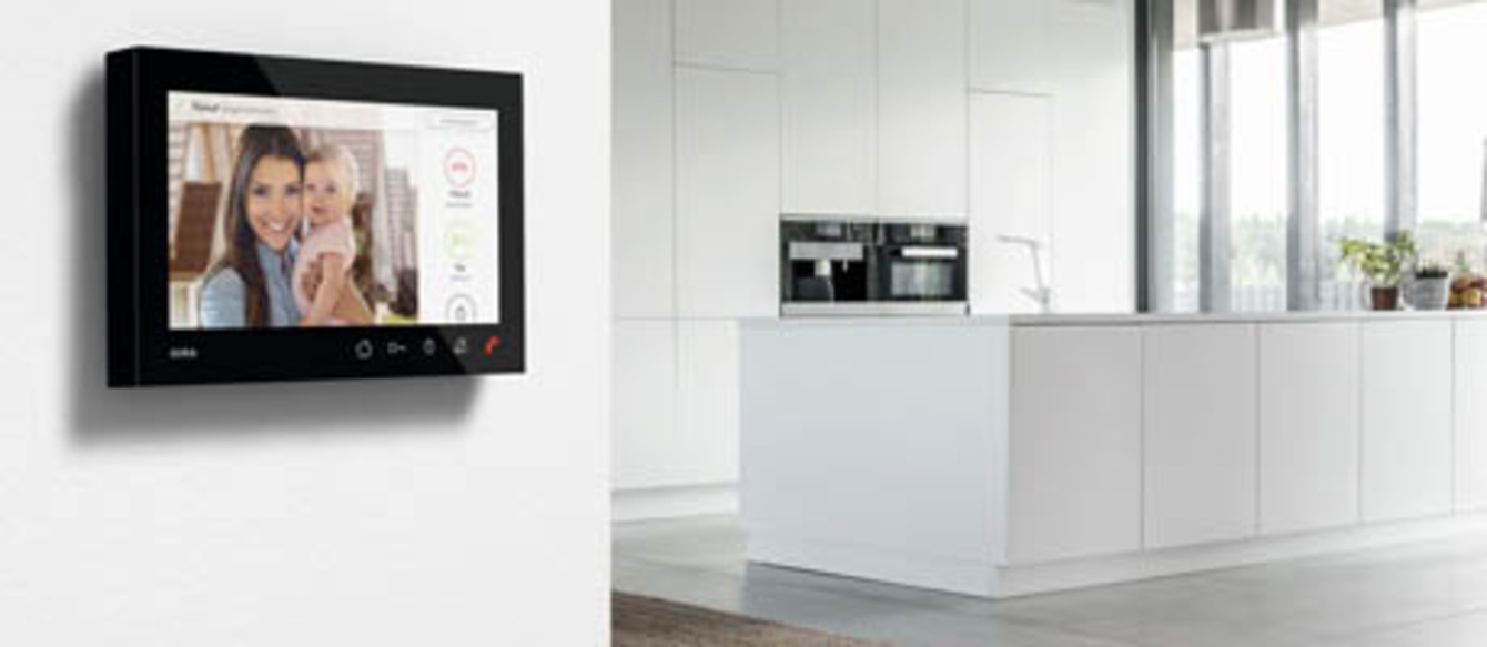 Gira Wohnungsstation bei Elektro Bernecker GmbH in Schwabach